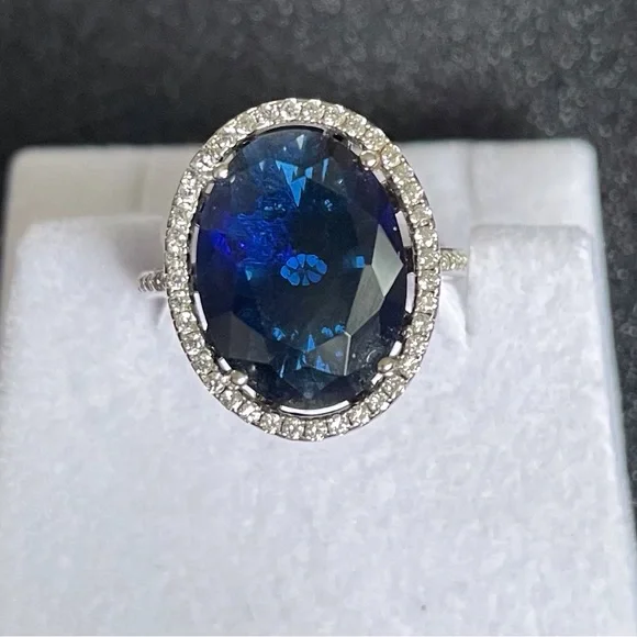 Beautiful Royal blue cocktail statement ring 💍 - Picture 4 of 11